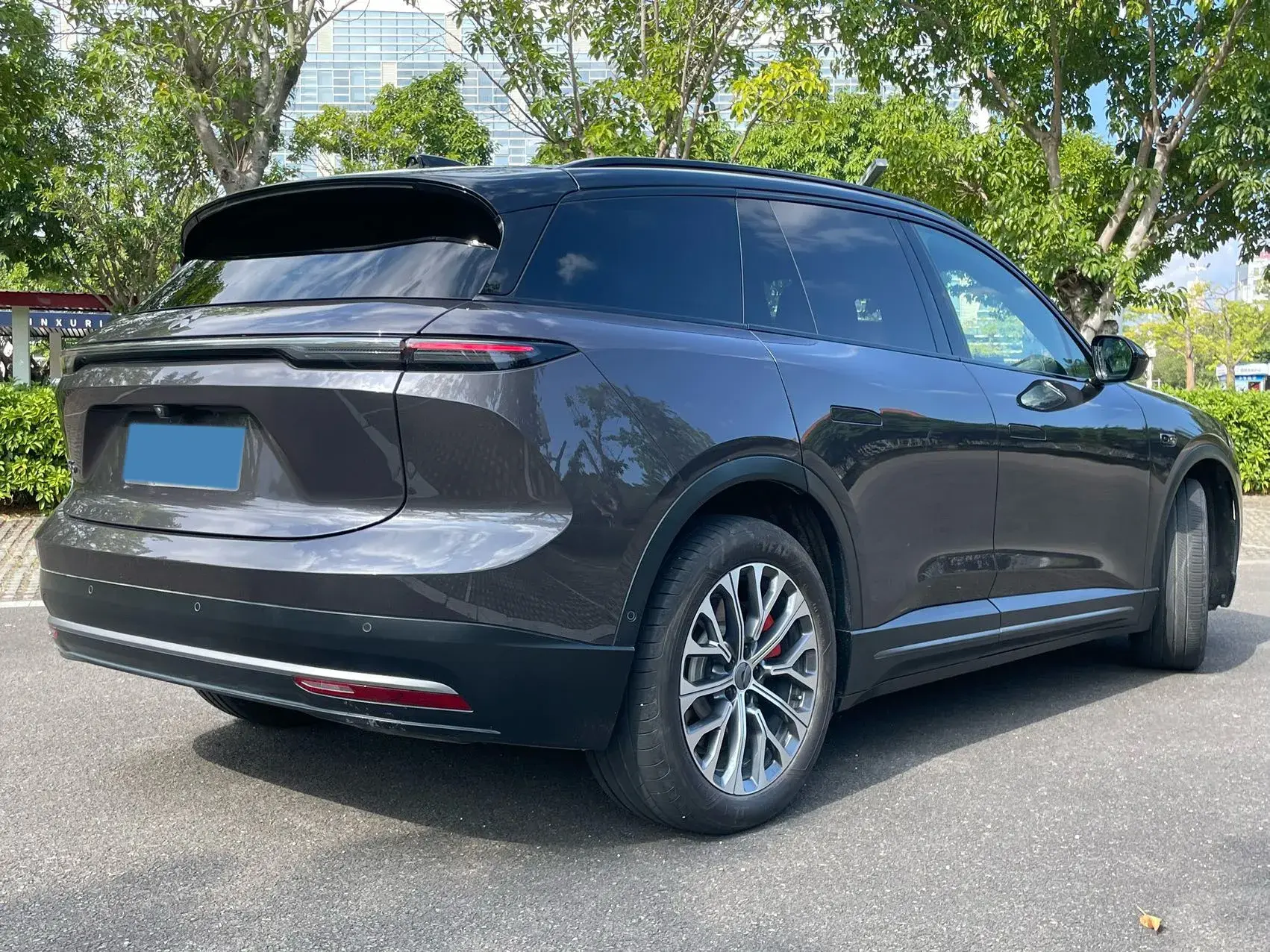 2023 NIO ES6 thumbnail 4