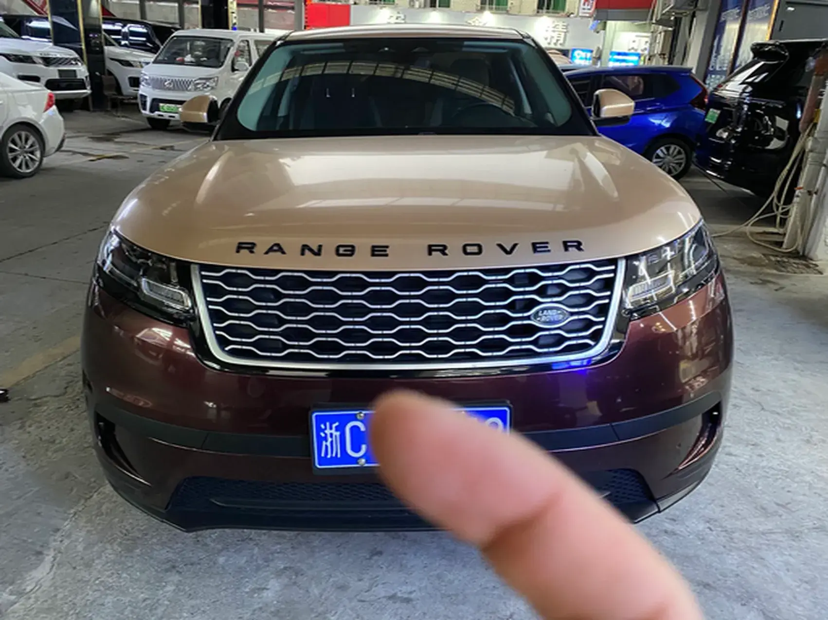 2021 LAND ROVER thumbnail 2