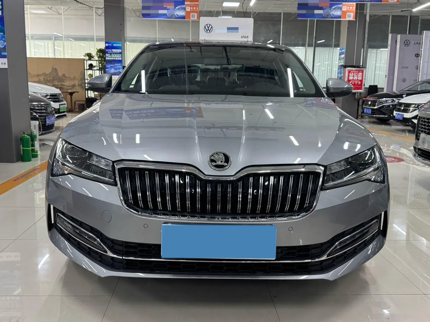 2024 SKODA SUPERB thumbnail 2