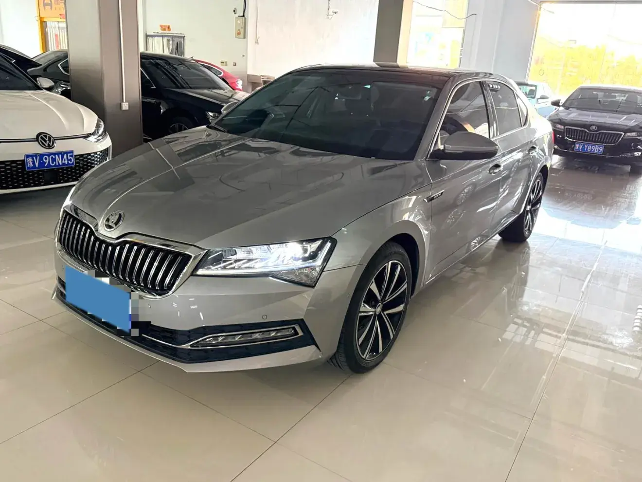 2024 SKODA SUPERB view 1