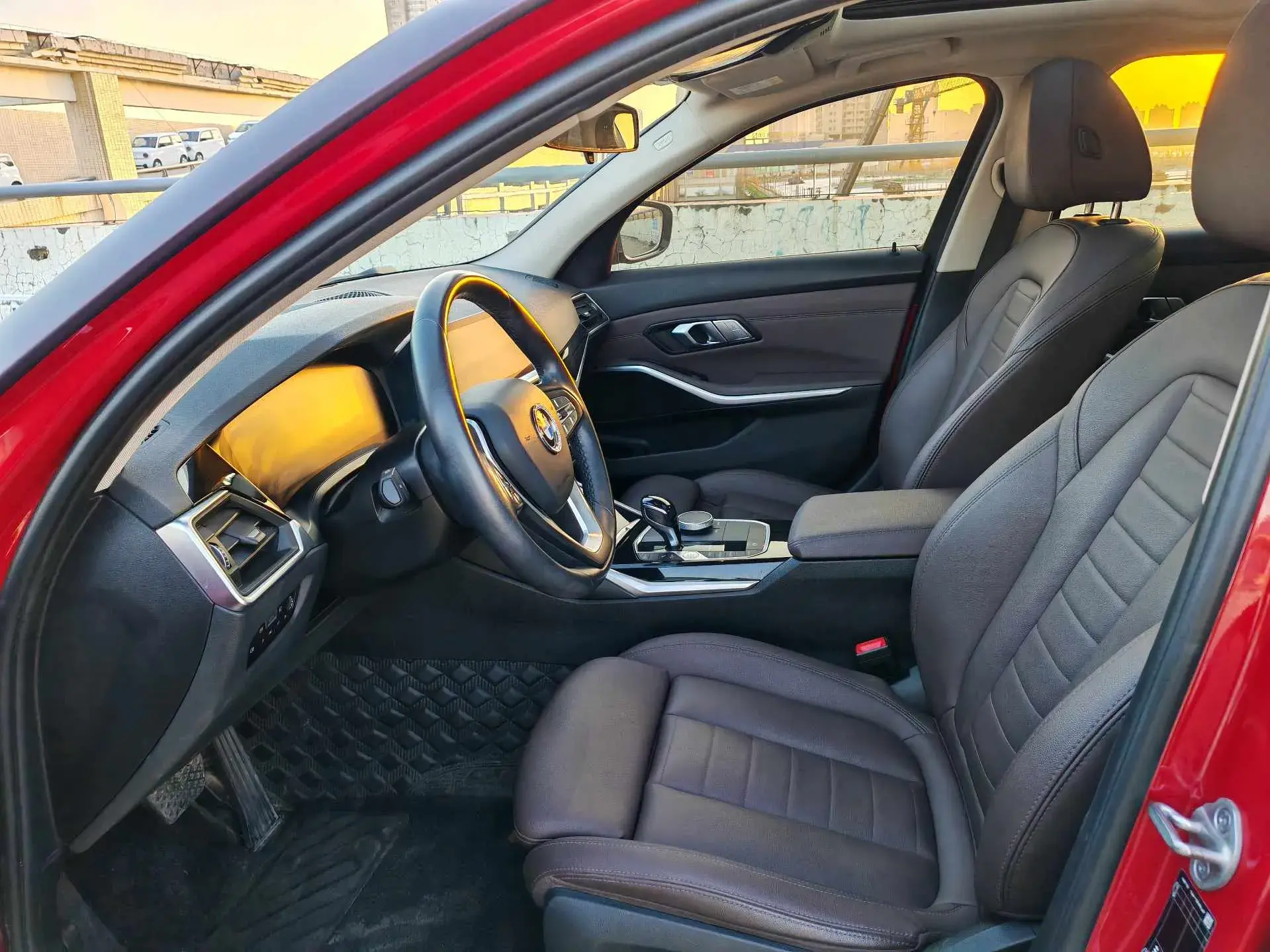 2020 BMW 3 thumbnail 4