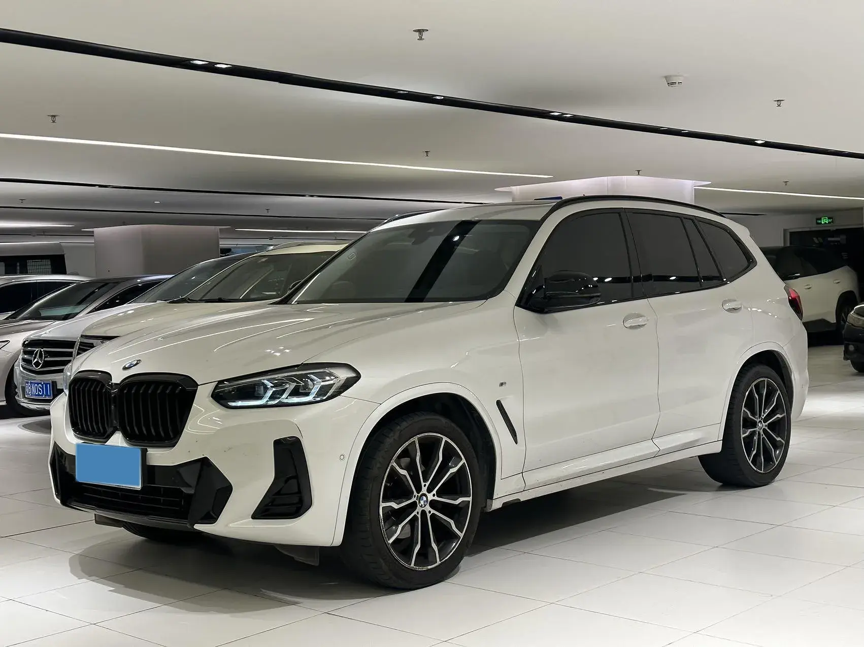 2022 BMW X3 view 1