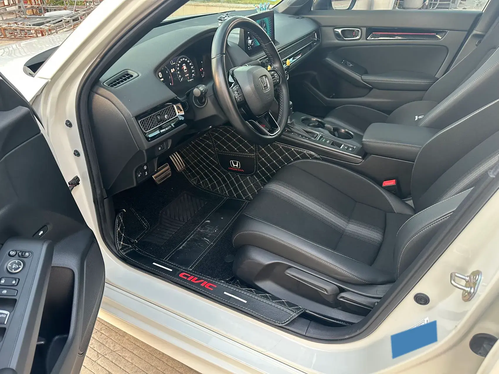 2022 HONDA CIVIC thumbnail 4