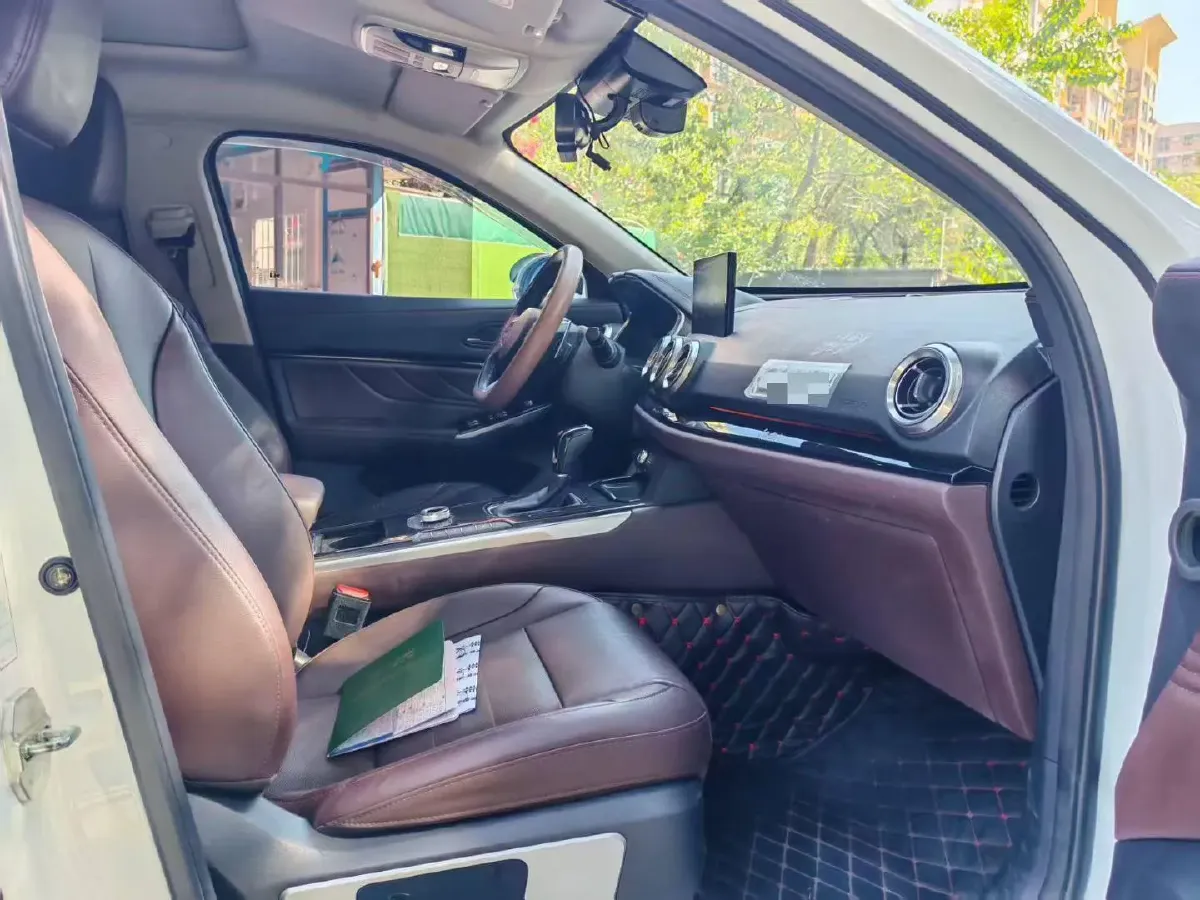 2017 Zotye T700 2.0T 190HP L4 8AT,autocango,china used car exporter,china ev exporter,chinese used car exporter,chinese used ev exporter