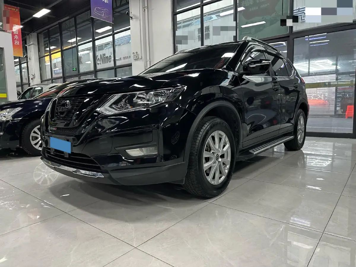 2021 Nissan X-Trail 2.0L 151HP L4 CVT