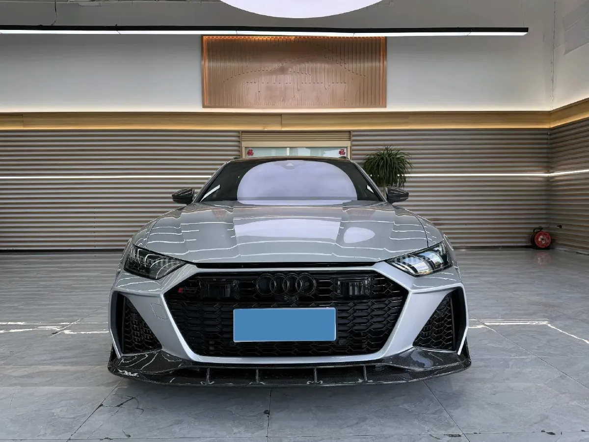 2021 Audi RS 6 4.0T 600HP V8 8AT,autocango,china used car exporter,china ev exporter,chinese used car exporter,chinese used ev exporter