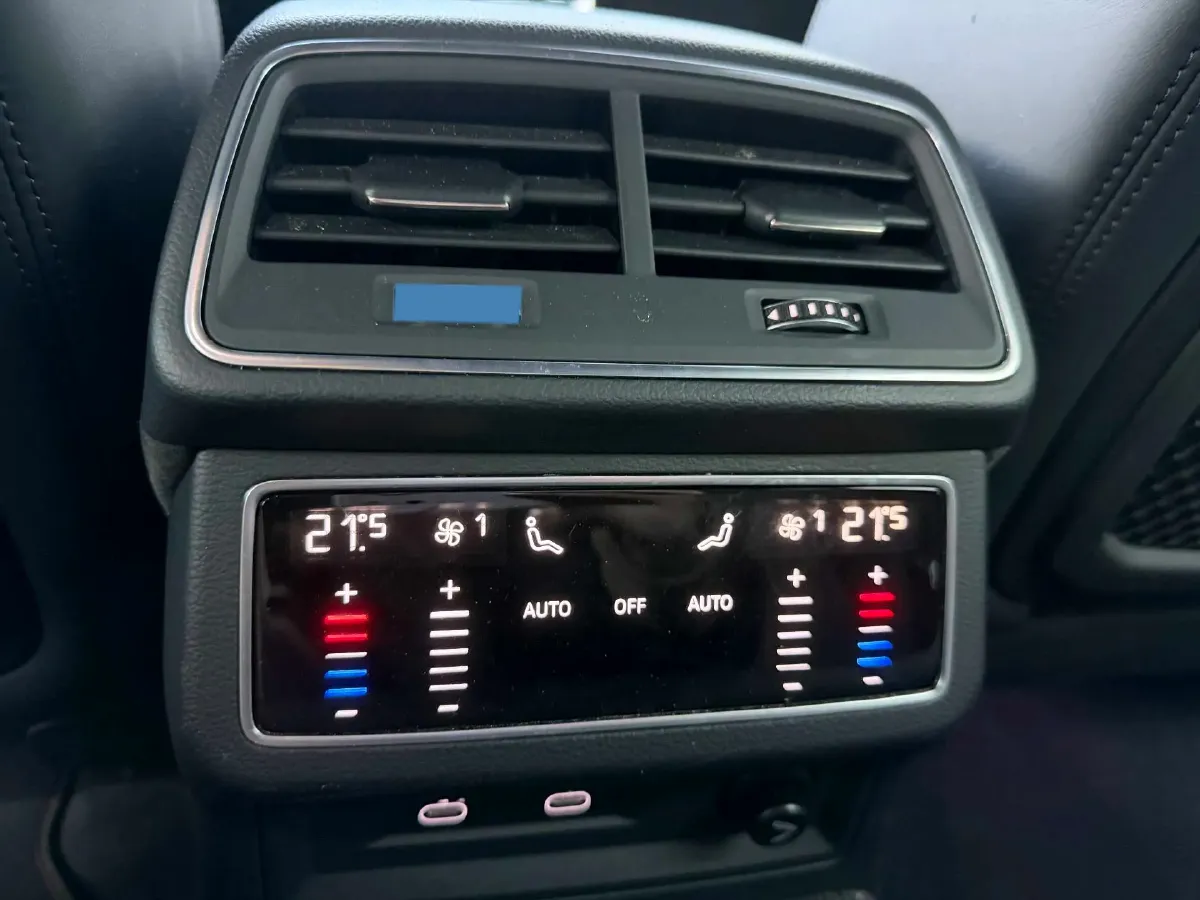 2021 Audi RS 6 4.0T 600HP V8 8AT,autocango,china used car exporter,china ev exporter,chinese used car exporter,chinese used ev exporter