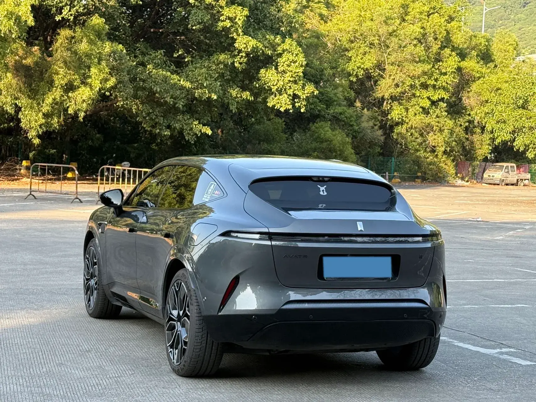 2022 AVATR 11 thumbnail 4