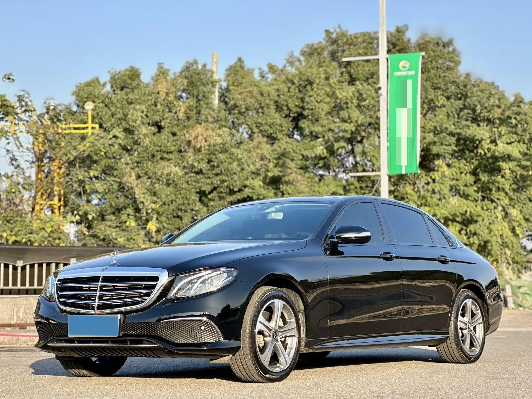 2020 MERCEDES-BENZ E view 1