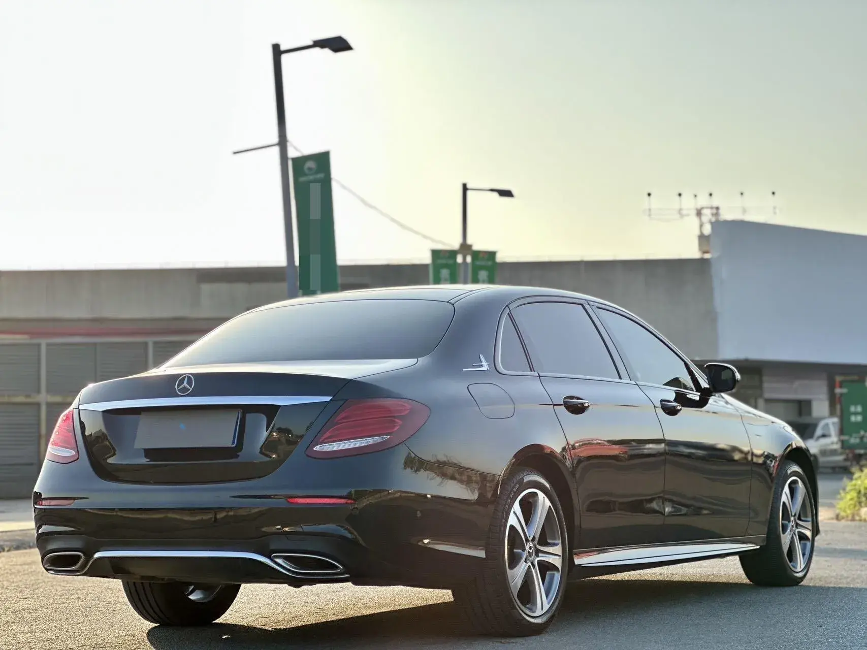 2020 MERCEDES-BENZ E thumbnail 4