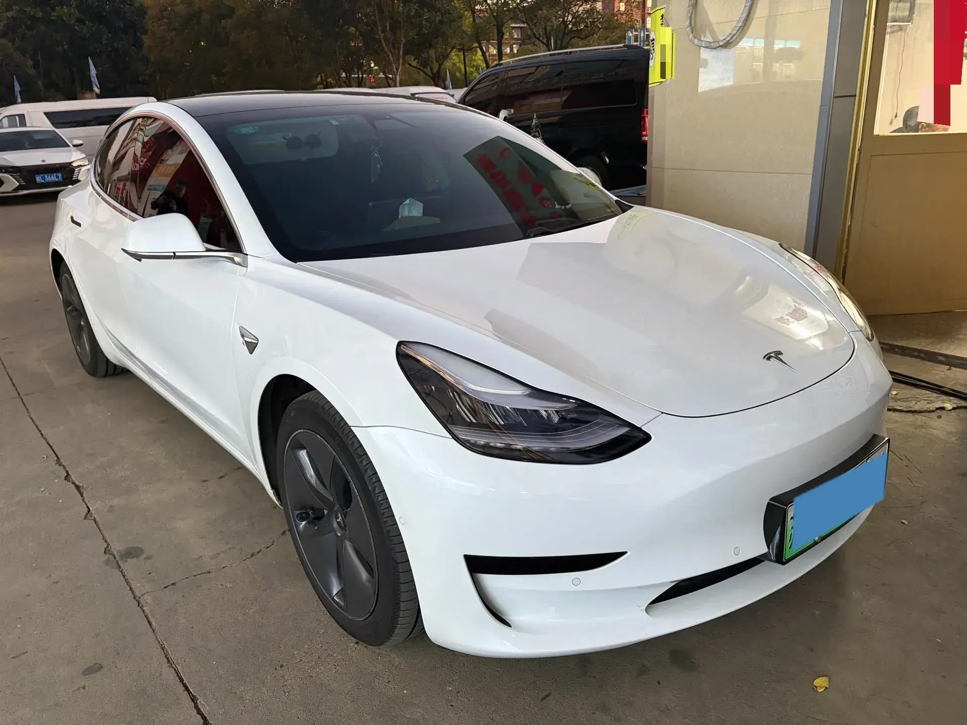 2020 TESLA MODEL thumbnail 3