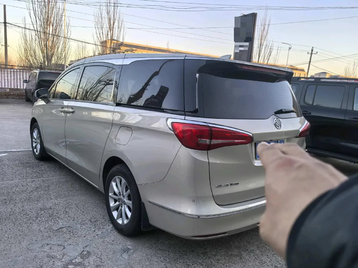 2018 Buick GL8 2.0T 260HP L4 6AT,autocango,china used car exporter,china ev exporter,chinese used car exporter,chinese used ev exporter