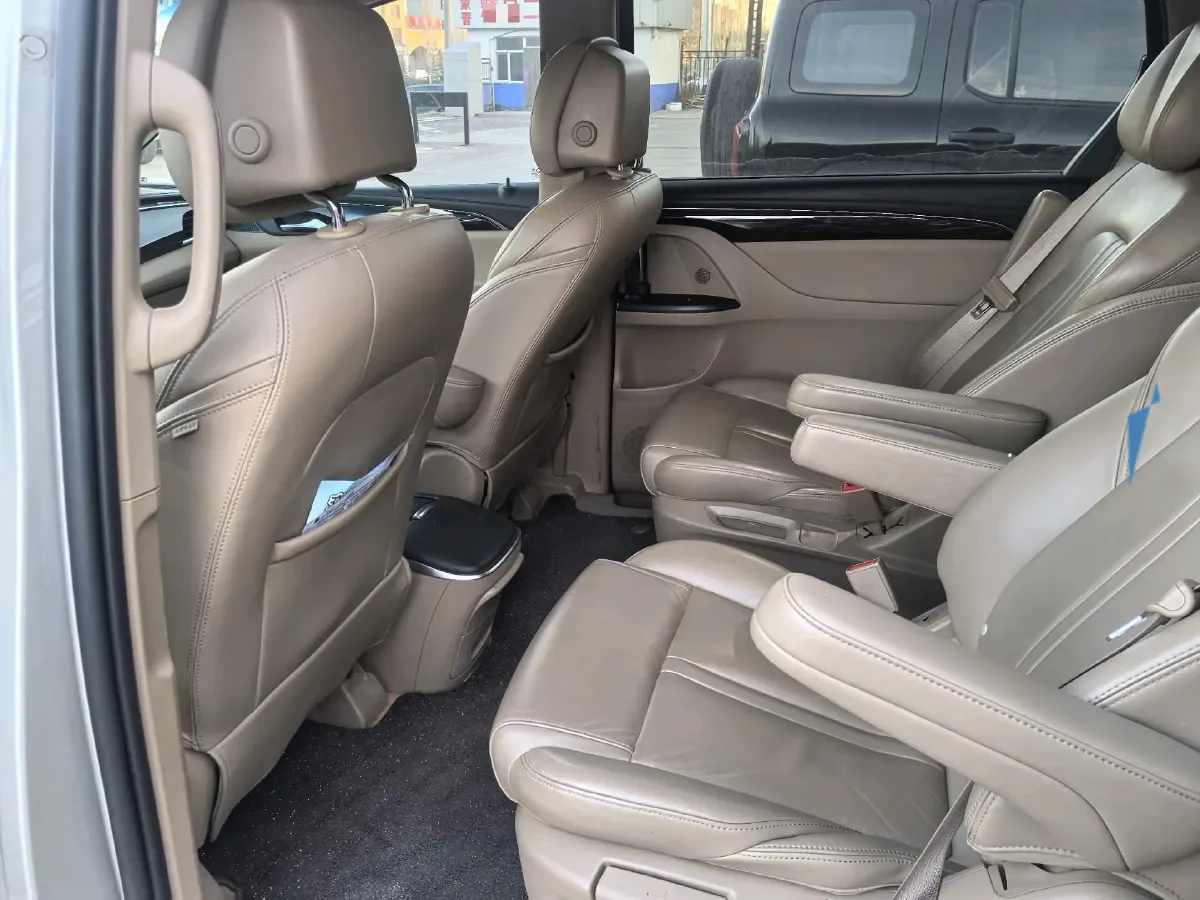 2018 Buick GL8 2.0T 260HP L4 6AT,autocango,china used car exporter,china ev exporter,chinese used car exporter,chinese used ev exporter