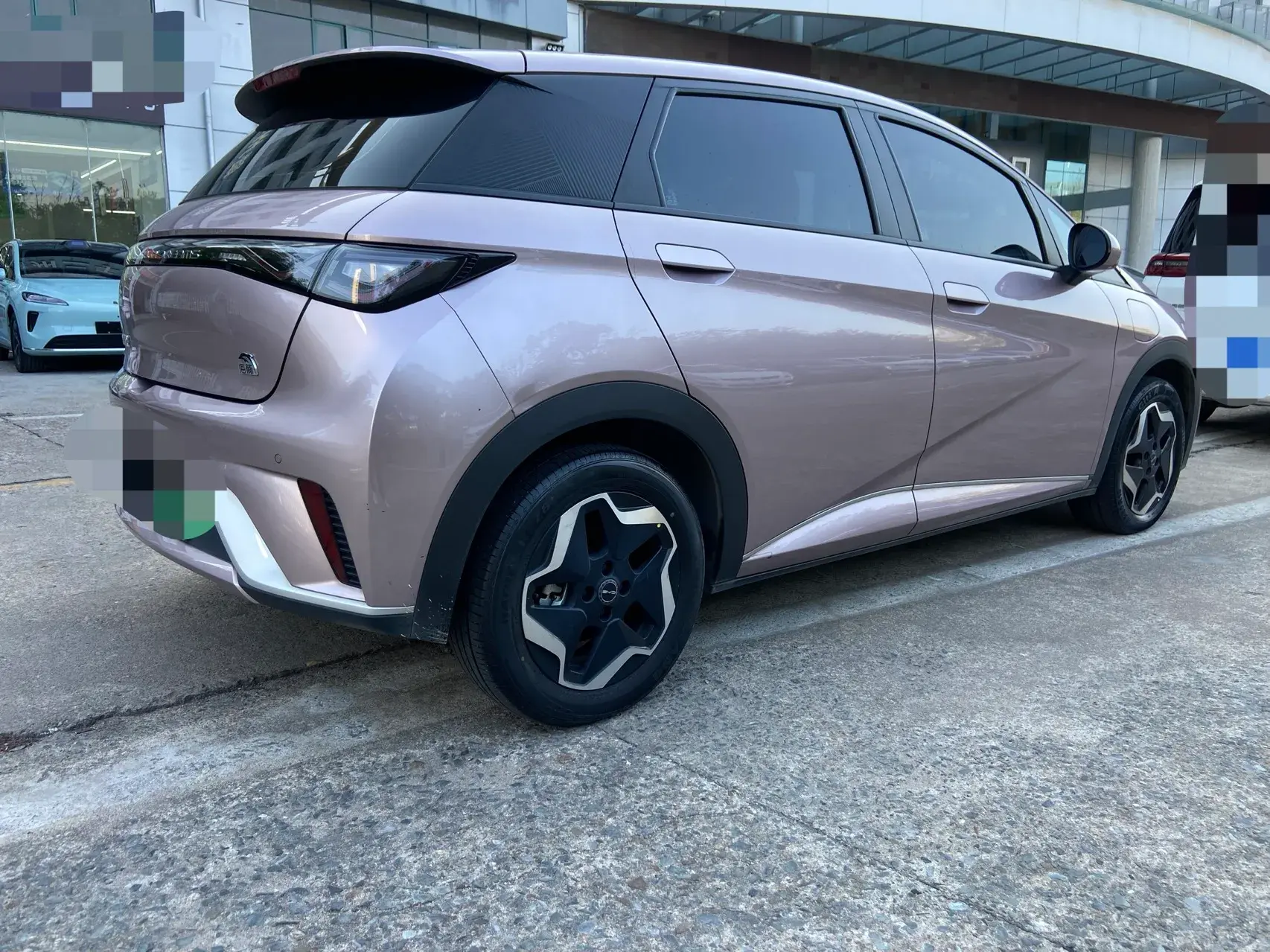 2021 BYD DOLPHIN thumbnail 3