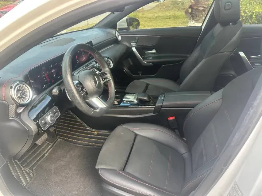 2023 Mercedes-Benz A Class 1.3T 163HP L4 7DCT,autocango,china used car exporter,china ev exporter,chinese used car exporter,chinese used ev exporter