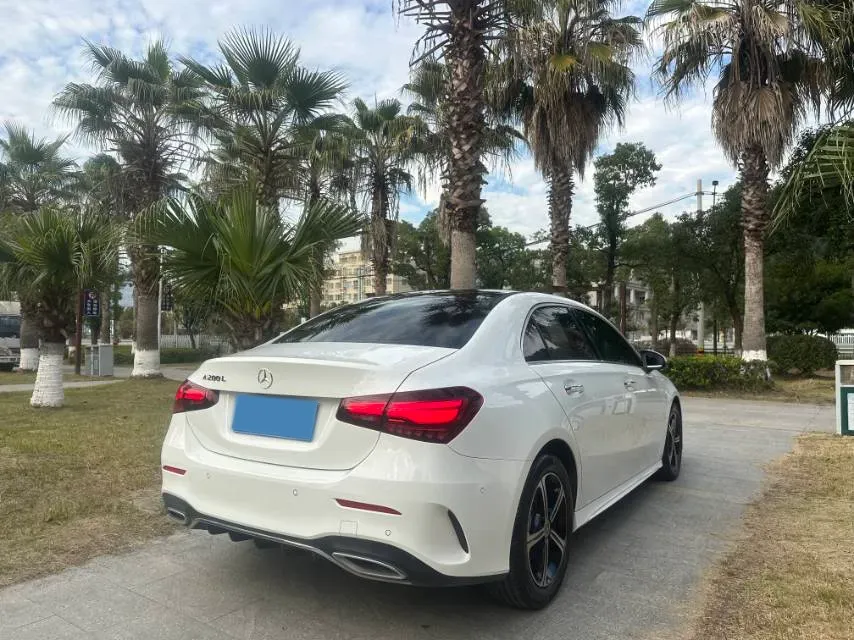 2023 Mercedes-Benz A Class 1.3T 163HP L4 7DCT,autocango,china used car exporter,china ev exporter,chinese used car exporter,chinese used ev exporter
