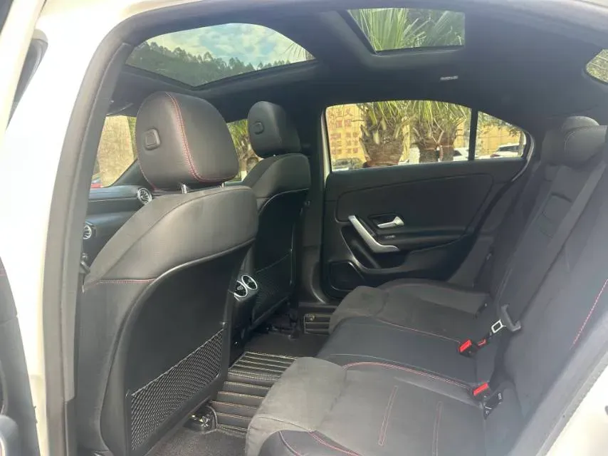 2023 Mercedes-Benz A Class 1.3T 163HP L4 7DCT,autocango,china used car exporter,china ev exporter,chinese used car exporter,chinese used ev exporter