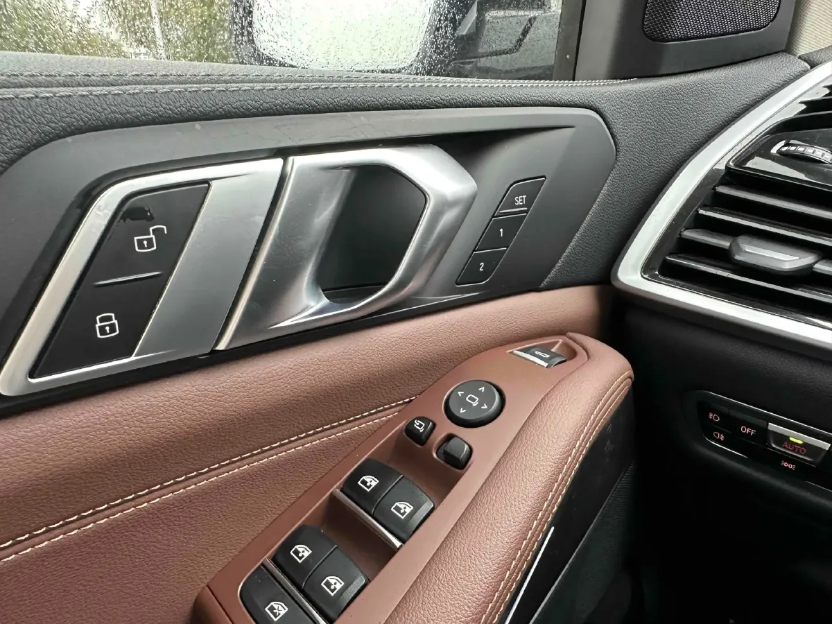 2021 BMW X5 2.0T 265HP L4 8AT,autocango,china used car exporter,china ev exporter,chinese used car exporter,chinese used ev exporter