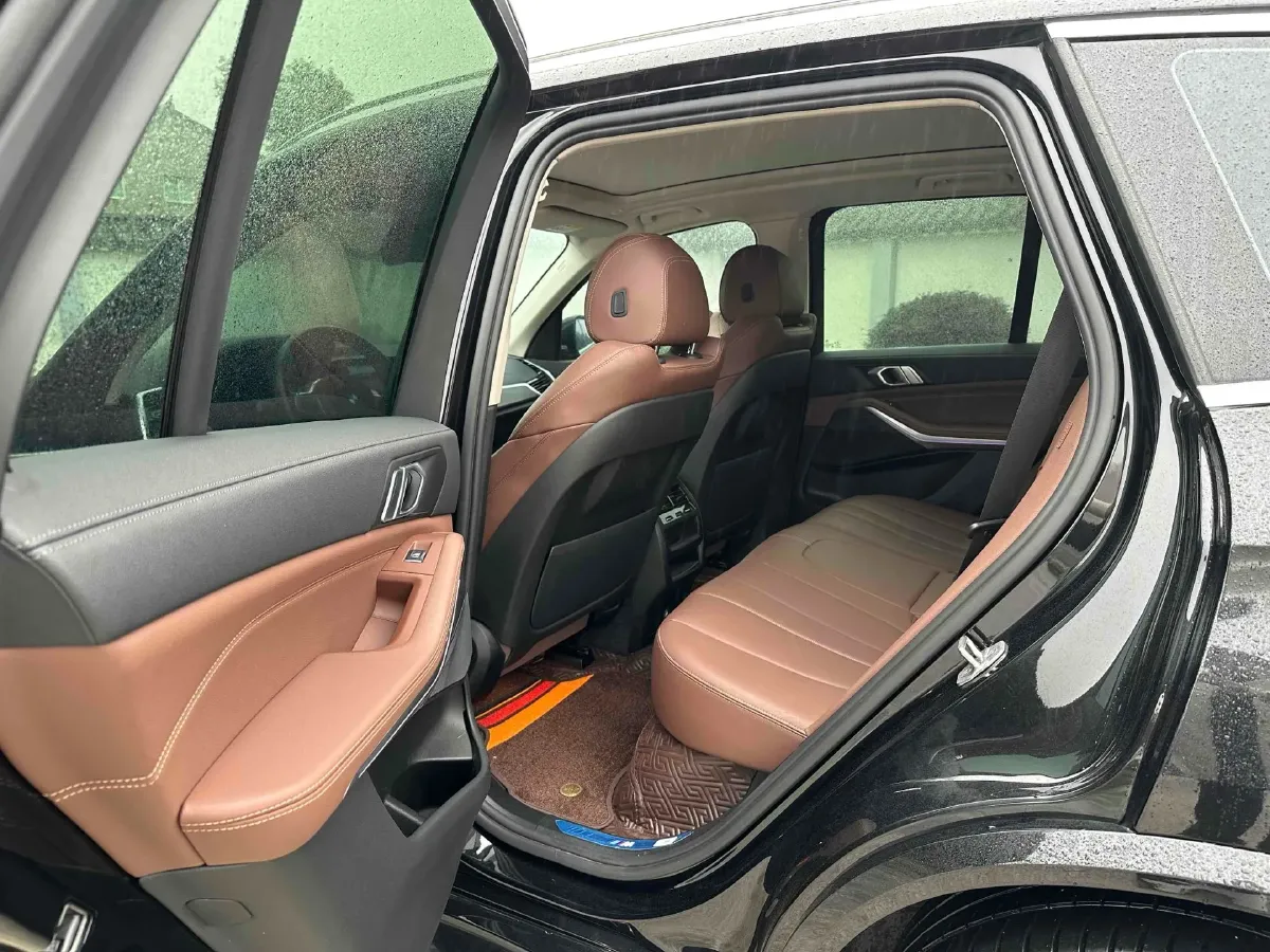 2021 BMW X5 2.0T 265HP L4 8AT,autocango,china used car exporter,china ev exporter,chinese used car exporter,chinese used ev exporter