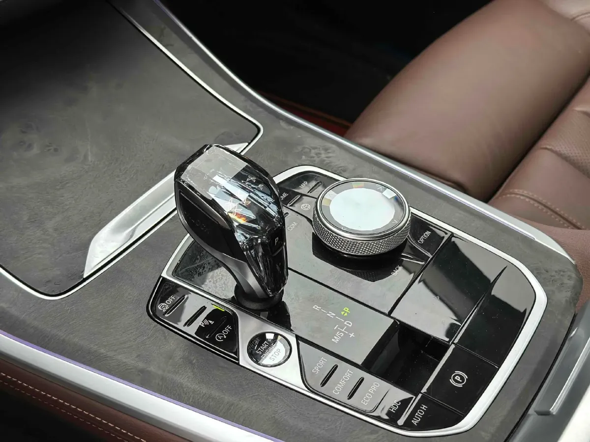 2021 BMW X5 2.0T 265HP L4 8AT,autocango,china used car exporter,china ev exporter,chinese used car exporter,chinese used ev exporter