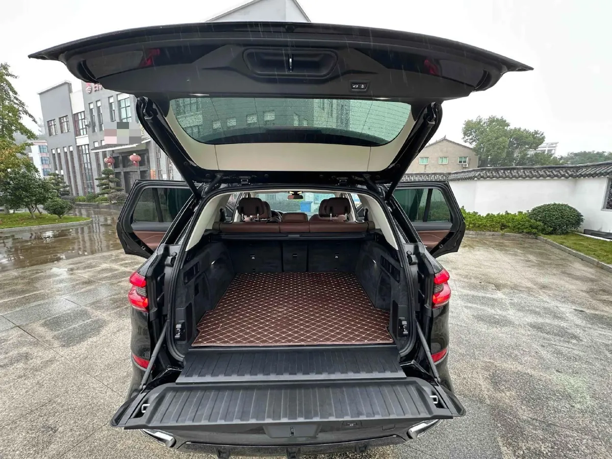 2021 BMW X5 2.0T 265HP L4 8AT,autocango,china used car exporter,china ev exporter,chinese used car exporter,chinese used ev exporter