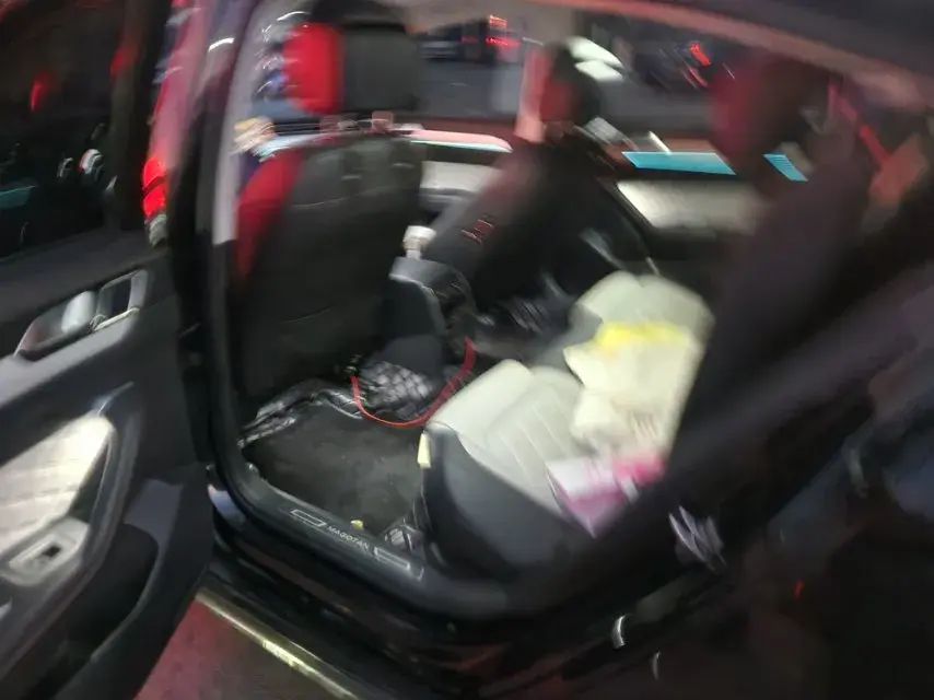 2023 VOLKSWAGEN MAGOTAN thumbnail 4