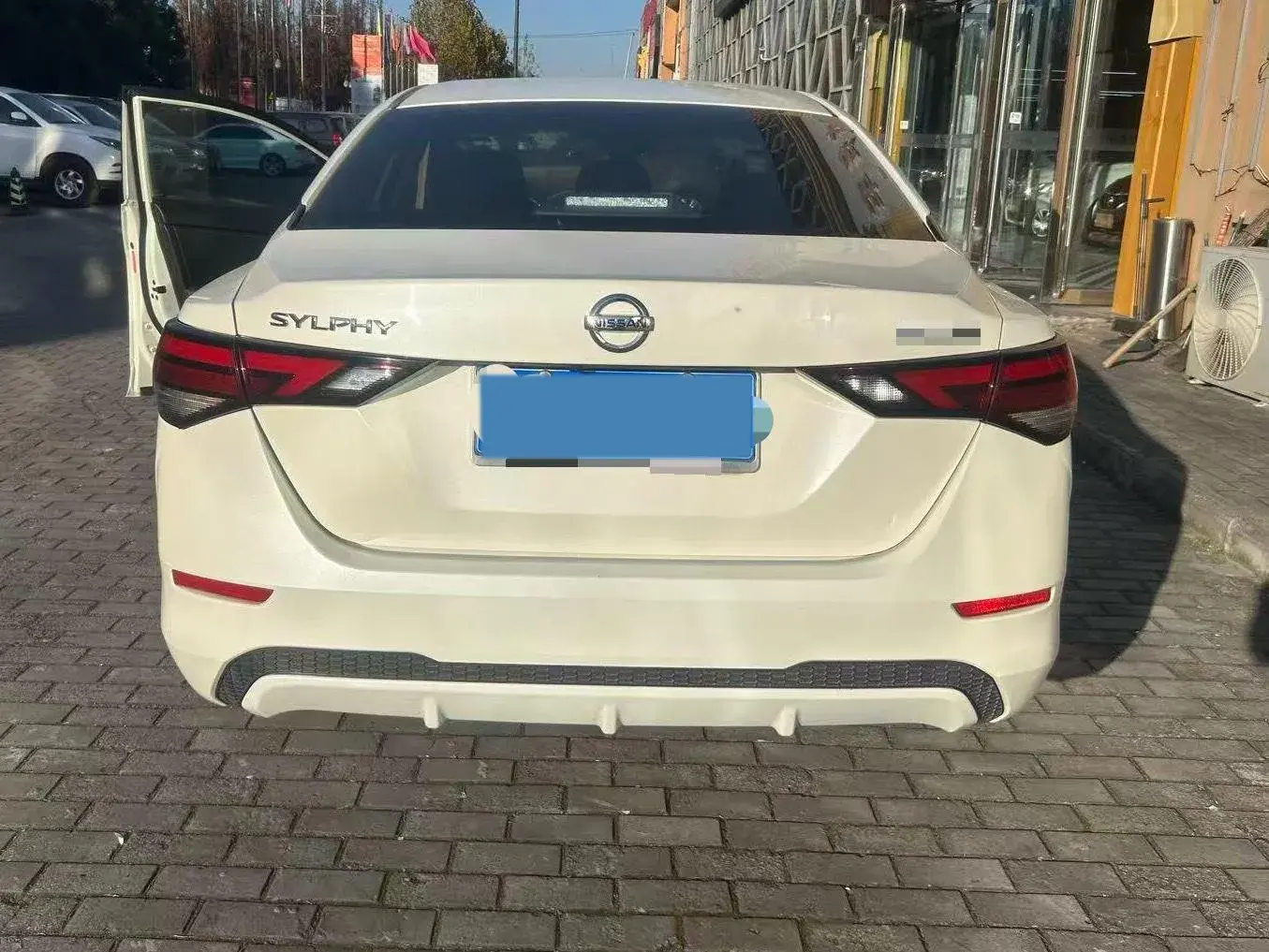 2020 NISSAN SYLPHY thumbnail 2