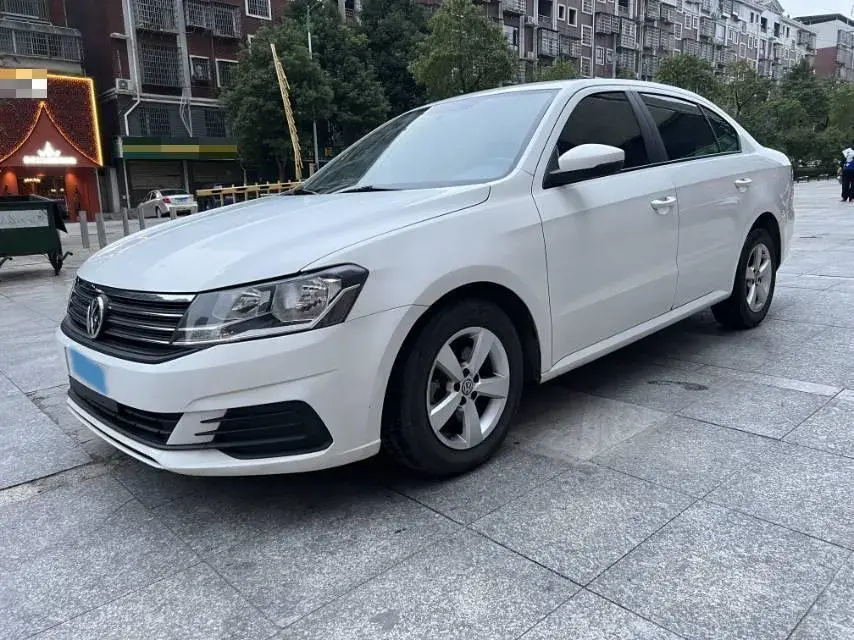 2019 VOLKSWAGEN LAVIDA view 1