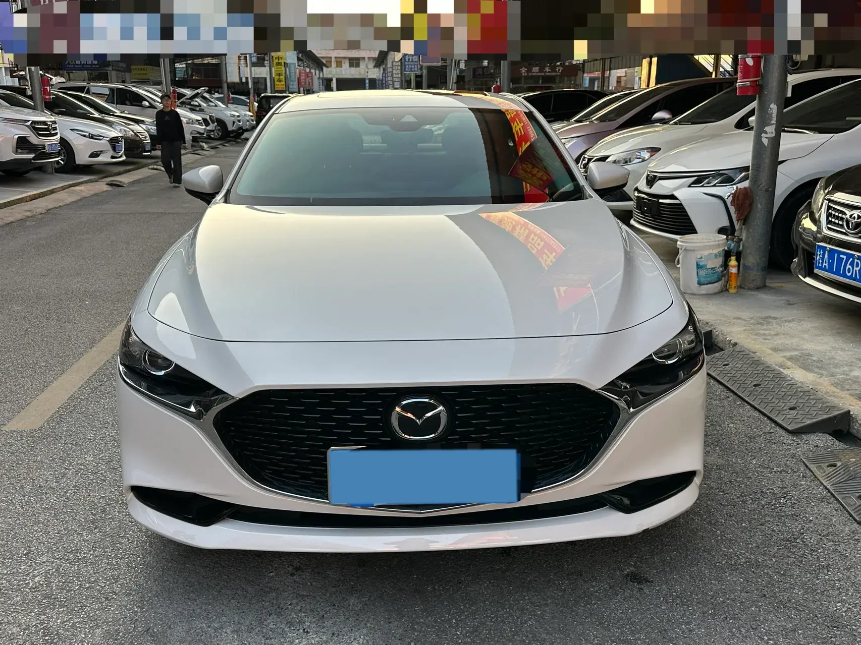 2022 MAZDA 3 thumbnail 2