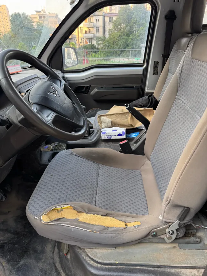 2019 WuLing RongGuang New Truck 1.5L 107HP L4 5MT,autocango,china used car exporter,china ev exporter,chinese used car exporter,chinese used ev exporter