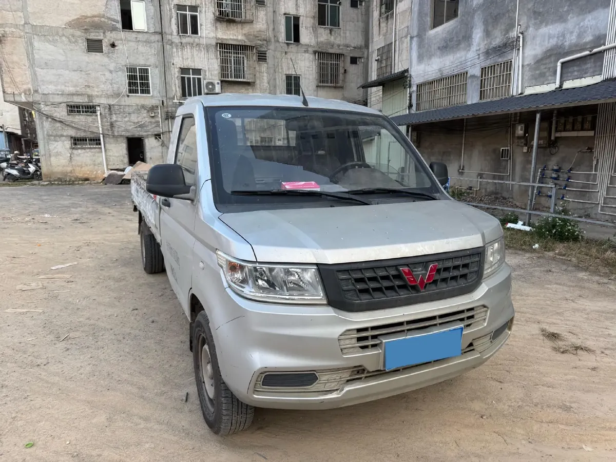 2019 WuLing RongGuang New Truck 1.5L 107HP L4 5MT,autocango,china used car exporter,china ev exporter,chinese used car exporter,chinese used ev exporter