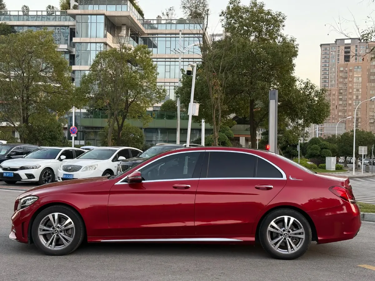 2021 Mercedes-Benz C Class 1.5T 156HP L4 9AT,autocango,china used car exporter,china ev exporter,chinese used car exporter,chinese used ev exporter