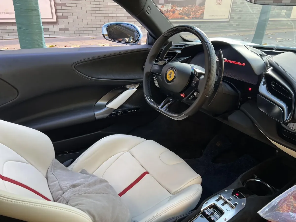 2020 Ferrari SF90 3.9T 781HP V8 8DCT PHEV 7.9KWH,autocango,china used car exporter,china ev exporter,chinese used car exporter,chinese used ev exporter