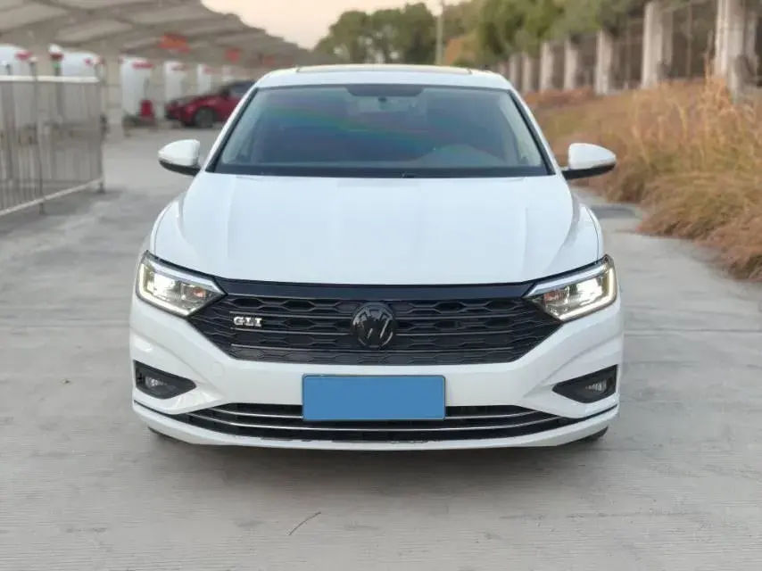 2022 VOLKSWAGEN SAGITAR thumbnail 2