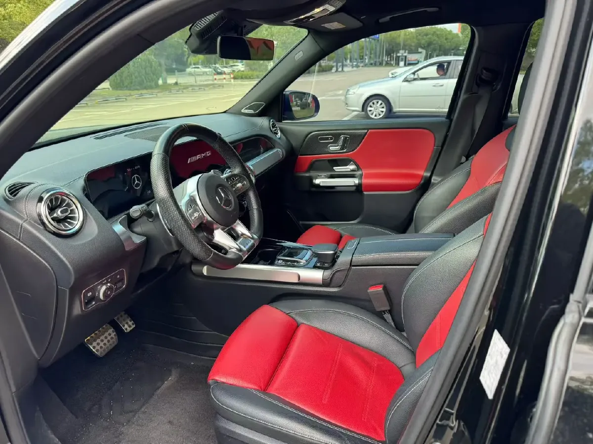 2021 Mercedes-Benz GLB AMG 2.0T 306HP L4 8DCT,autocango,china used car exporter,china ev exporter,chinese used car exporter,chinese used ev exporter