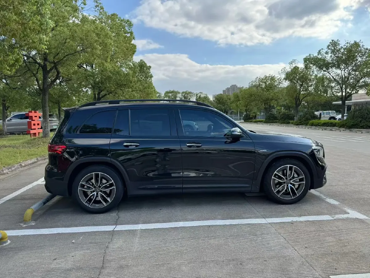 2021 Mercedes-Benz GLB AMG 2.0T 306HP L4 8DCT,autocango,china used car exporter,china ev exporter,chinese used car exporter,chinese used ev exporter