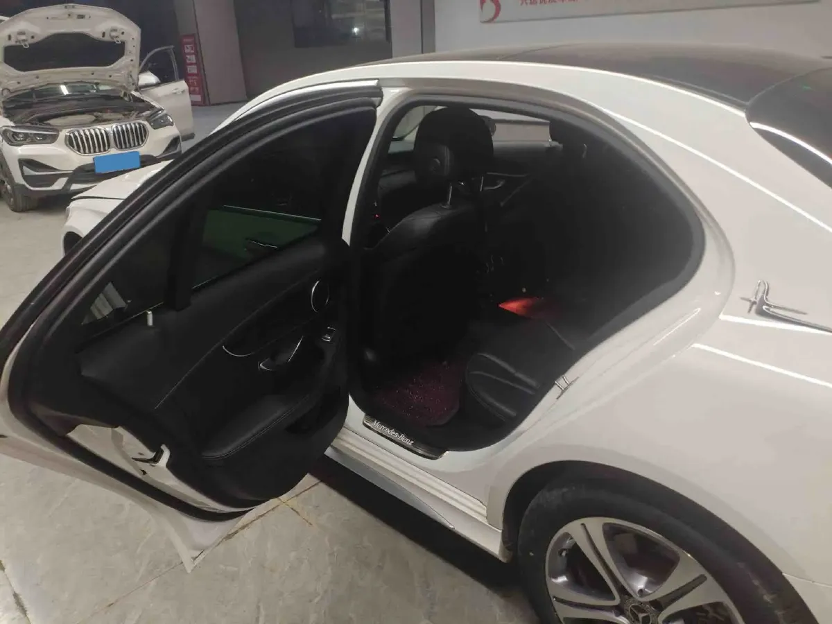 2021 Mercedes-Benz C Class 1.5T 184HP L4 9AT,autocango,china used car exporter,china ev exporter,chinese used car exporter,chinese used ev exporter