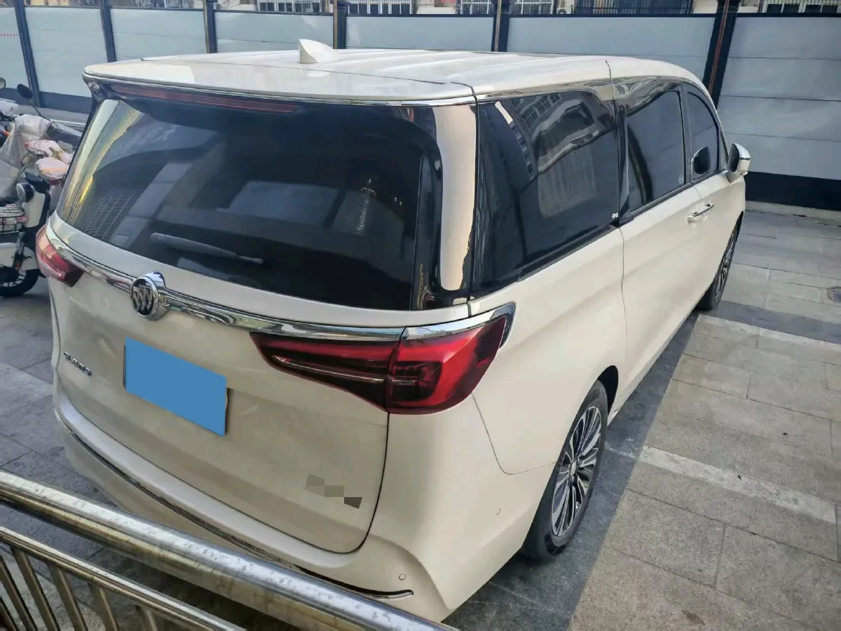 2023 Buick GL8 2.0T 237HP L4 9AT,autocango,china used car exporter,china ev exporter,chinese used car exporter,chinese used ev exporter