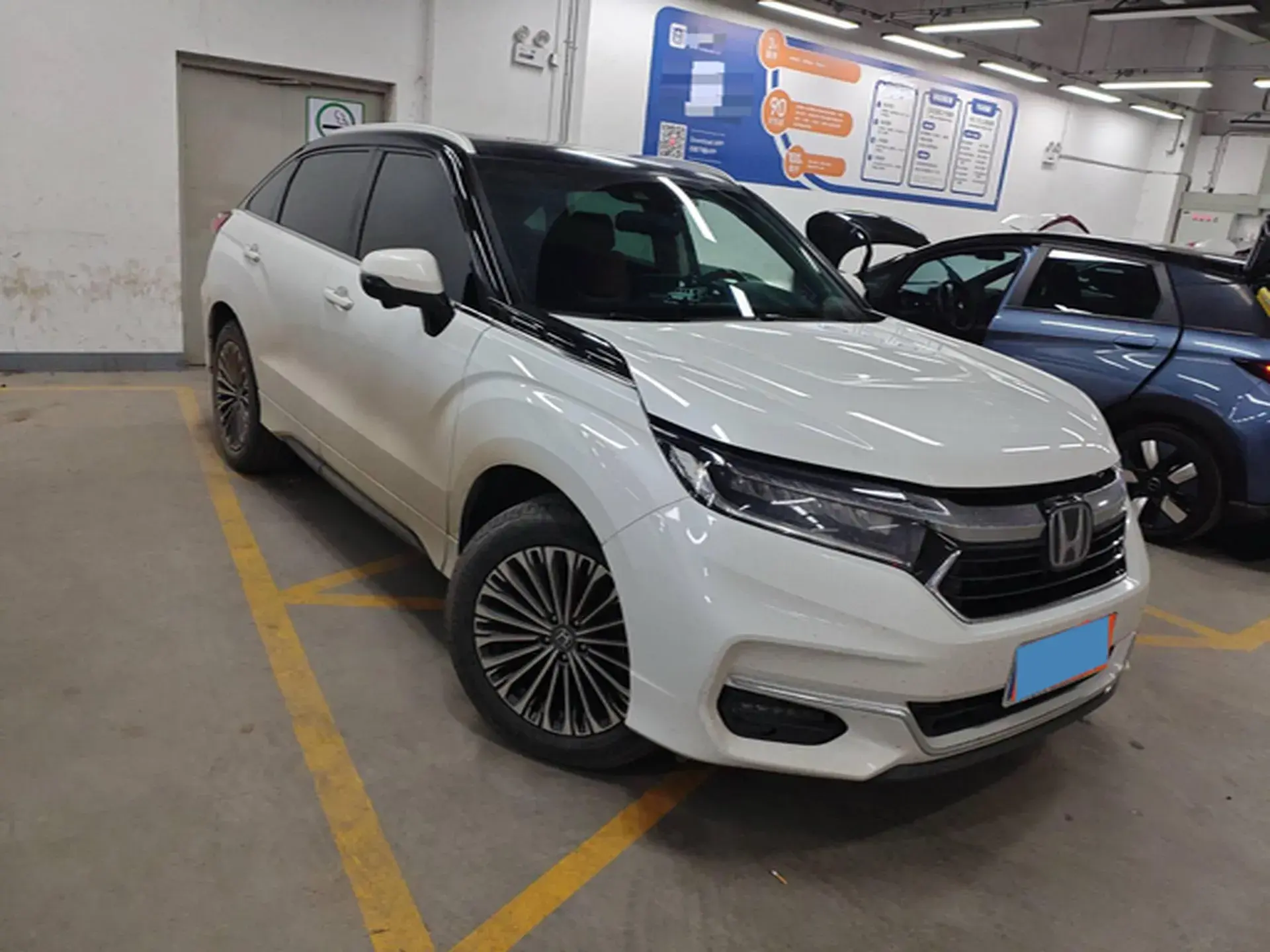 2023 HONDA AVANCIER thumbnail 2