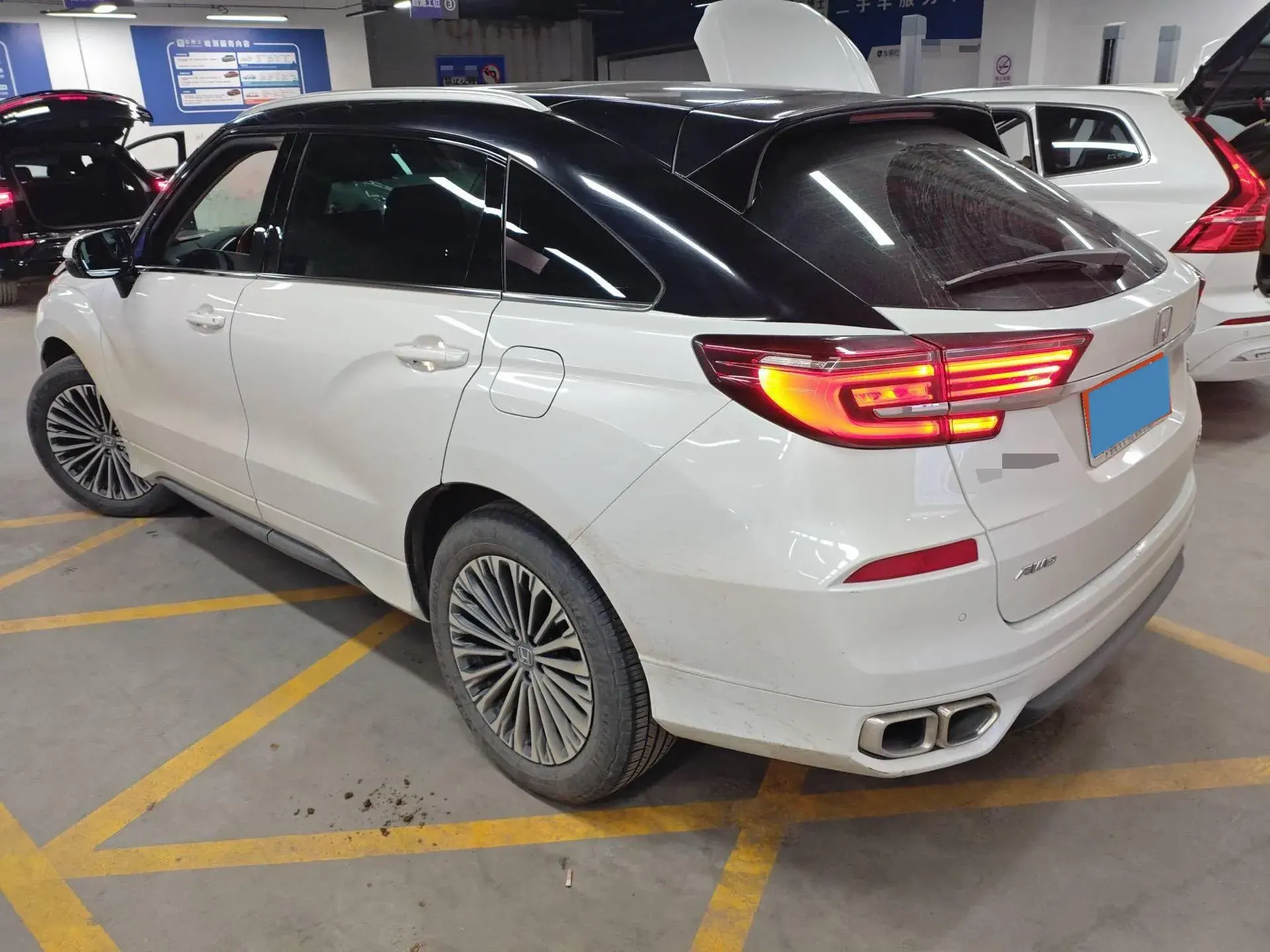 2023 HONDA AVANCIER thumbnail 4