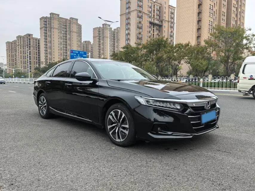 2022 HONDA ACCORD thumbnail 3