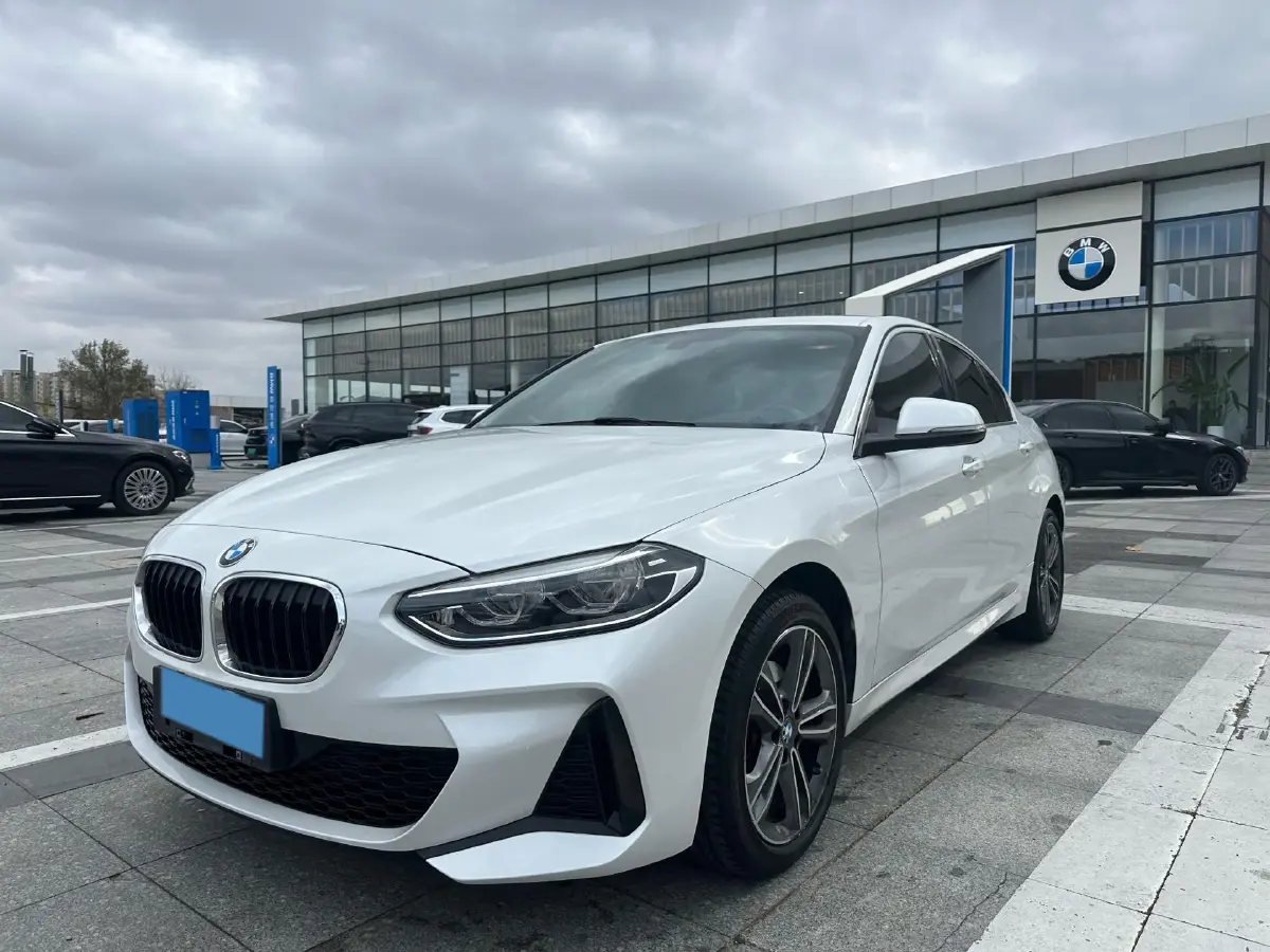 2021 BMW 1 Series 1.5T 140HP L3 7DCT