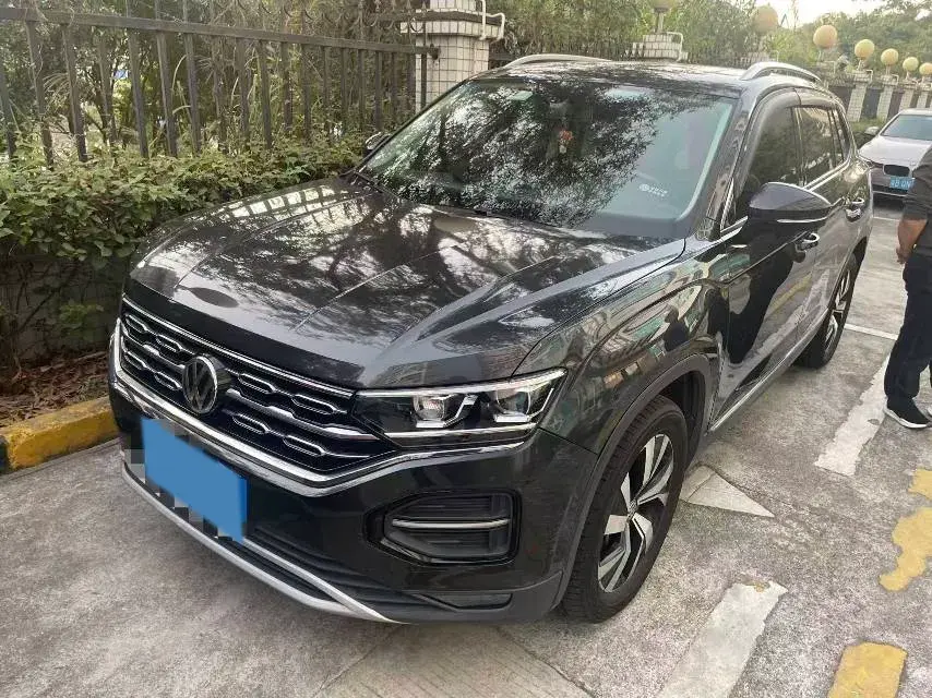 2019 VOLKSWAGEN TAYRON view 1