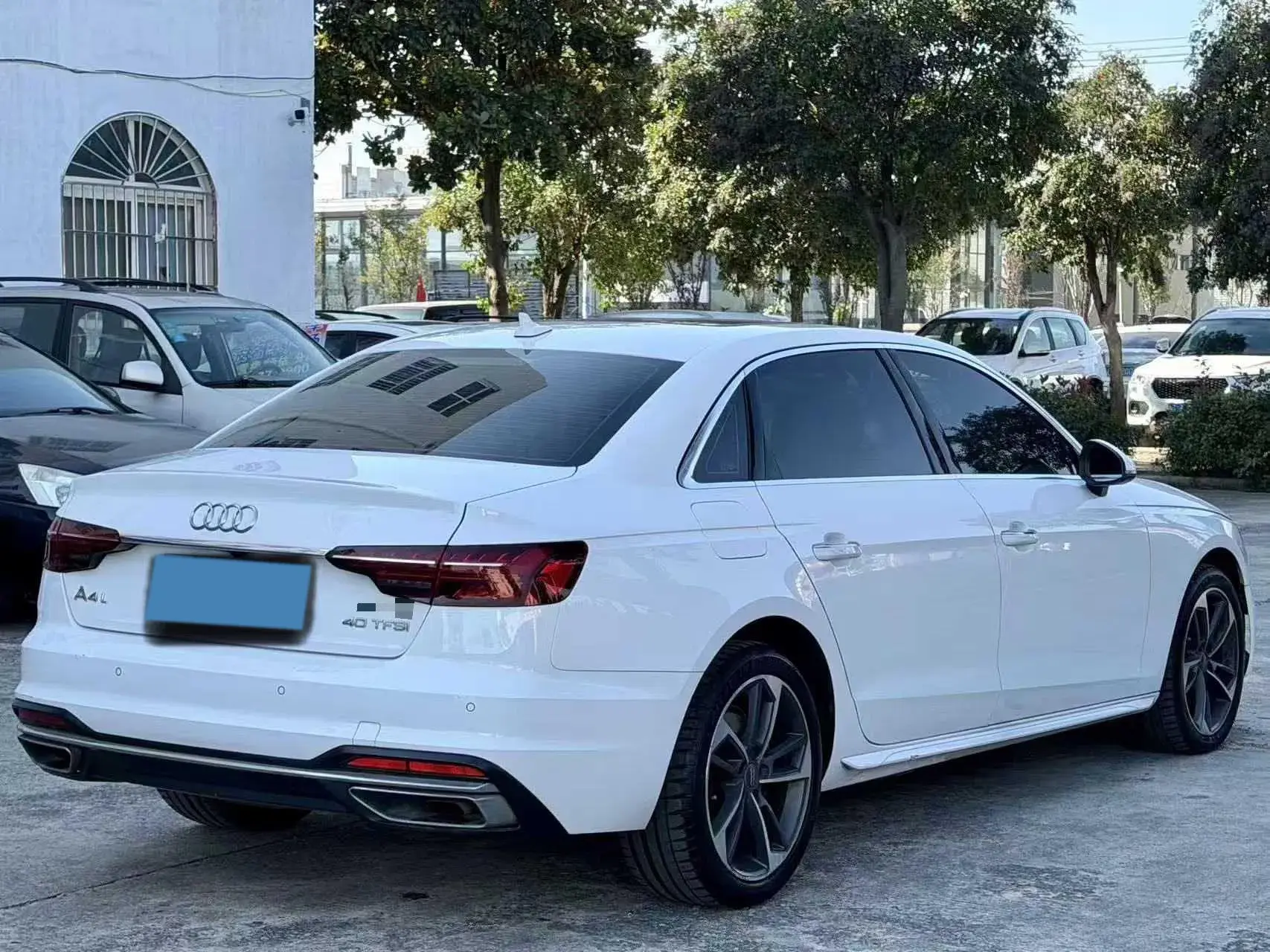 2020 AUDI A4L thumbnail 4