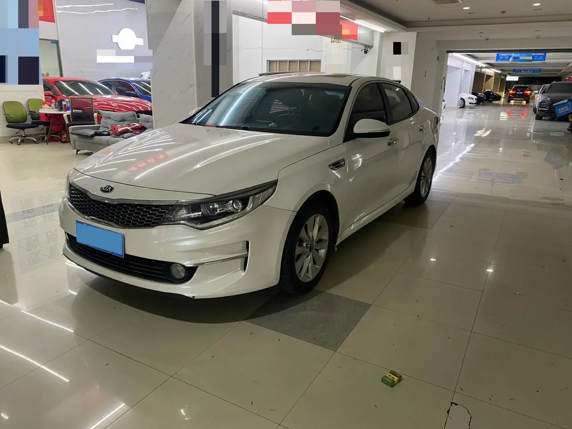 2016 KIA K5 view 1