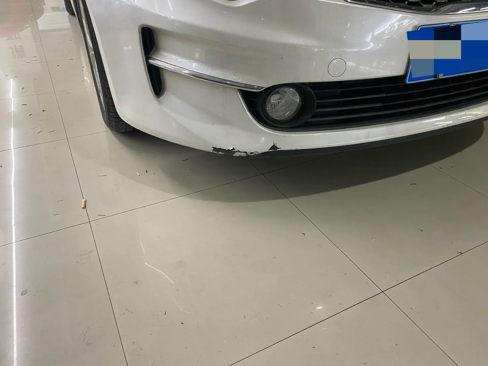 2016 KIA K5 thumbnail 3