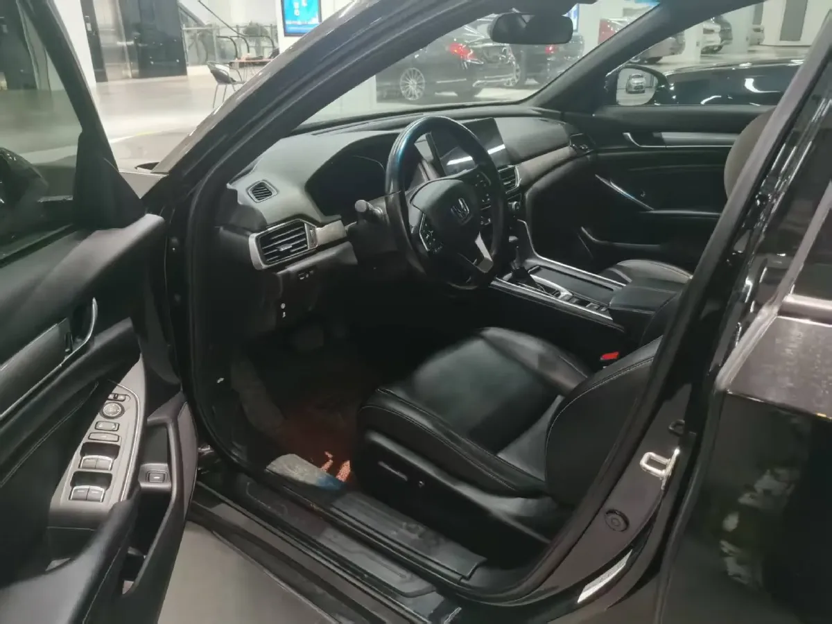 2022 Honda Inspire 1.5T 194HP L4 CVT,autocango,china used car exporter,china ev exporter,chinese used car exporter,chinese used ev exporter