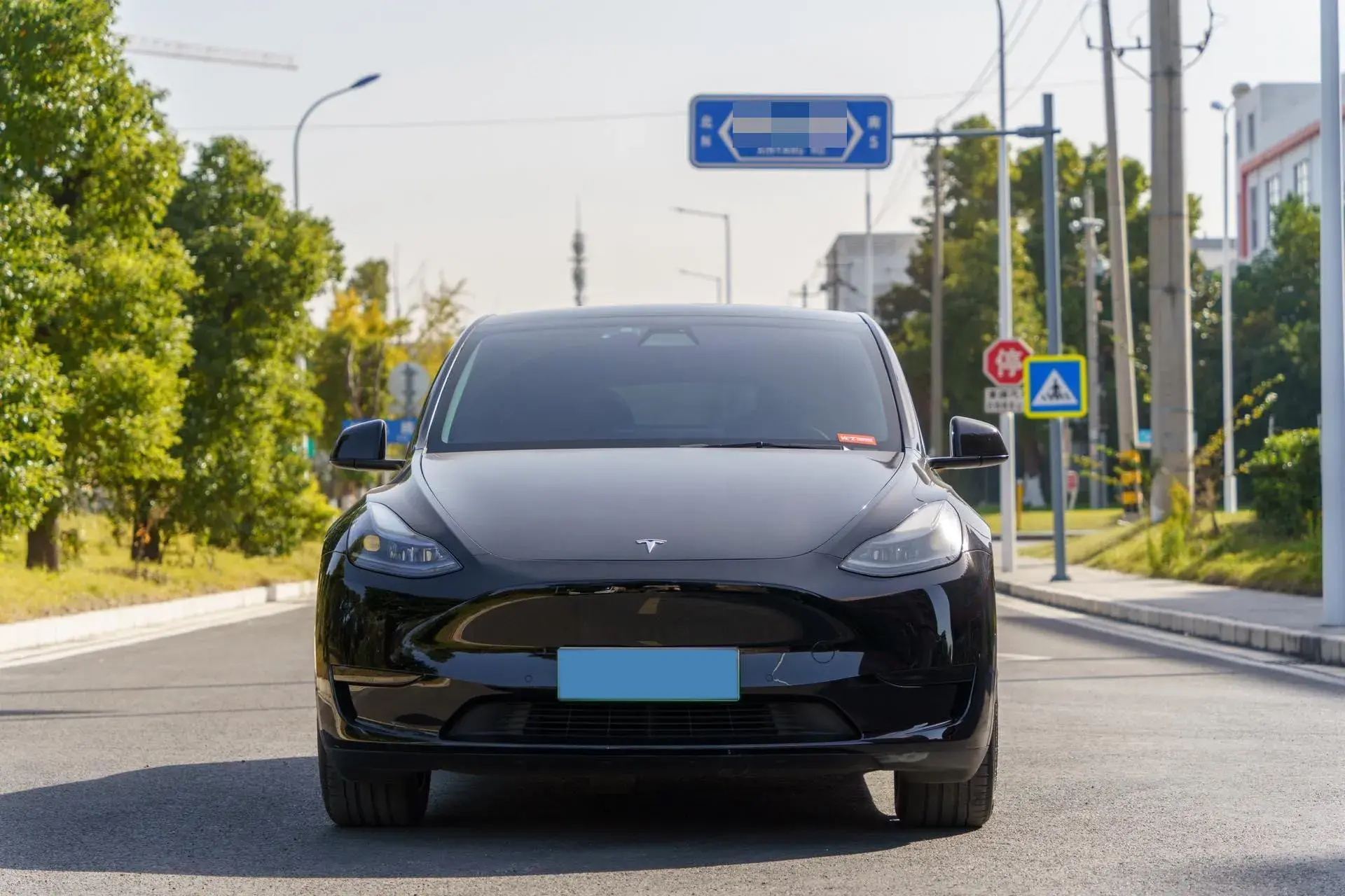 2022 TESLA MODEL thumbnail 2