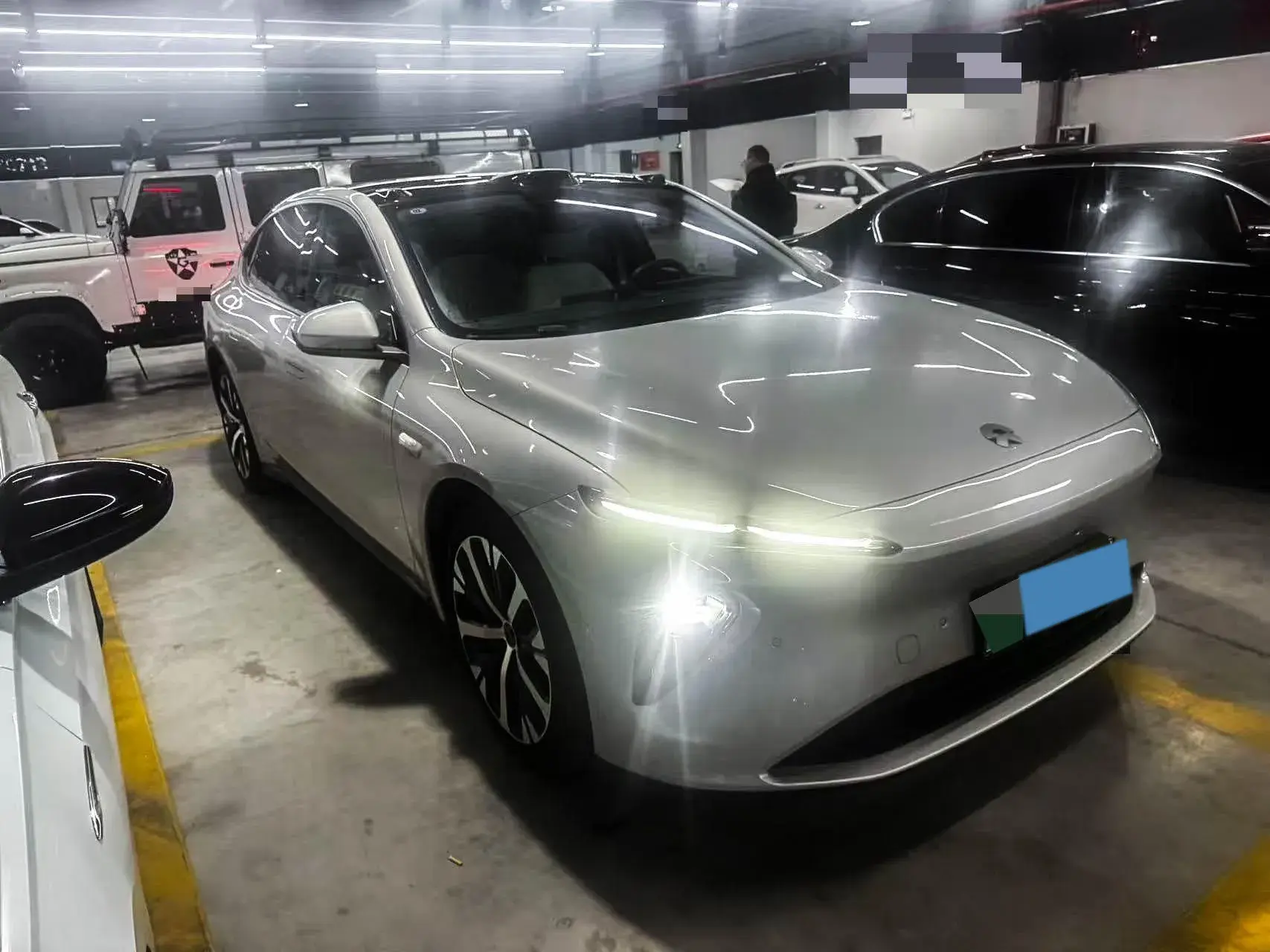 2022 NIO ET5 thumbnail 2