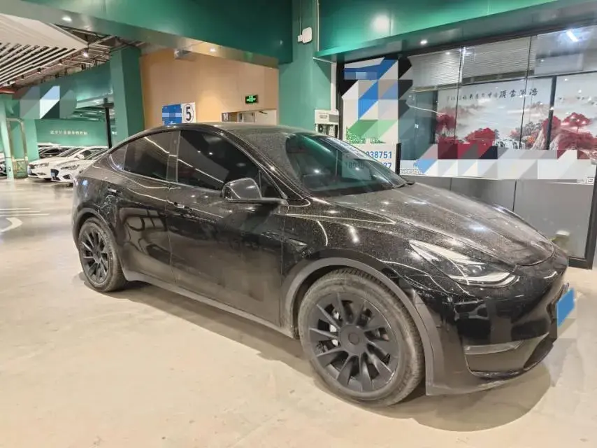 2021 TESLA MODEL thumbnail 2